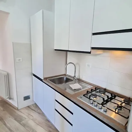 Casa Christina Rentals-24 * Peschiera del Garda