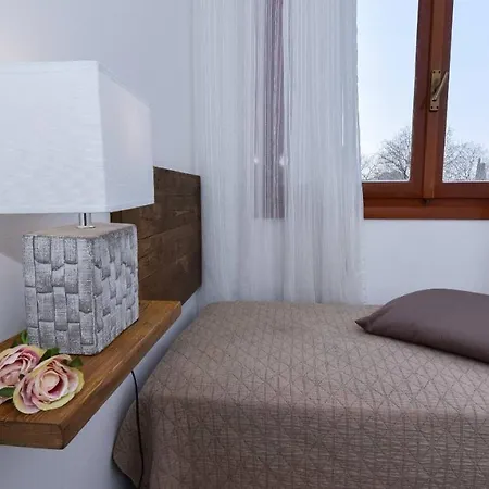 Casa Christina Rentals-24 Apartmán Peschiera del Garda