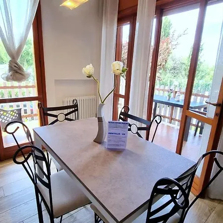 Casa Christina Rentals-24 Apartmán Peschiera del Garda